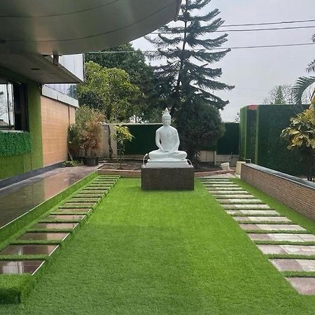 Sai Samrat Hotel Shirdi Esterno foto